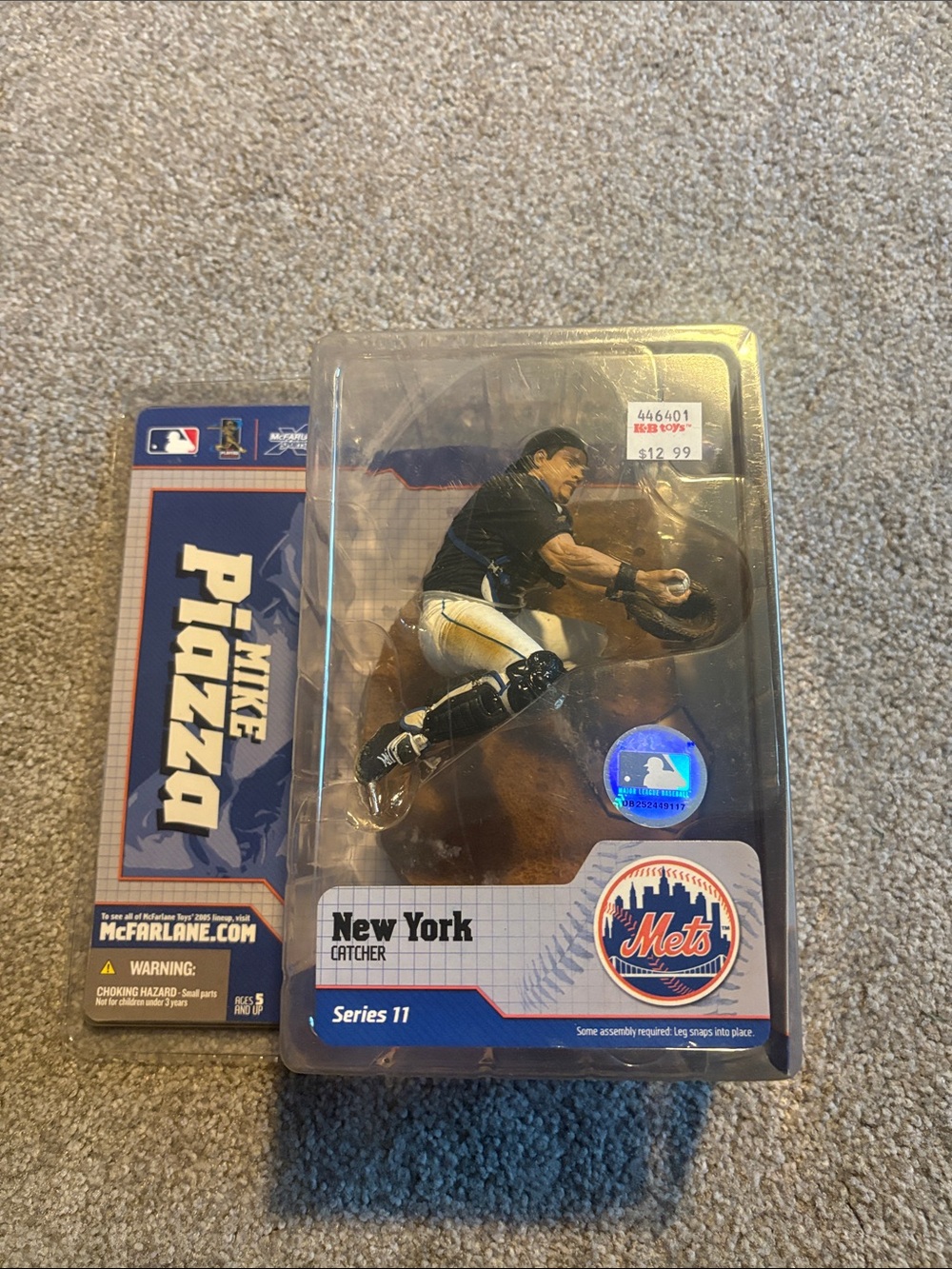 Mike Piazza New York Mets Catcher Action Figure - Black & White